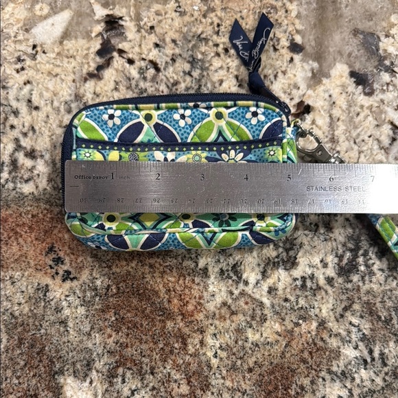 Vera Bradley Tech Case Daisy Daisy - Picture 2 of 3